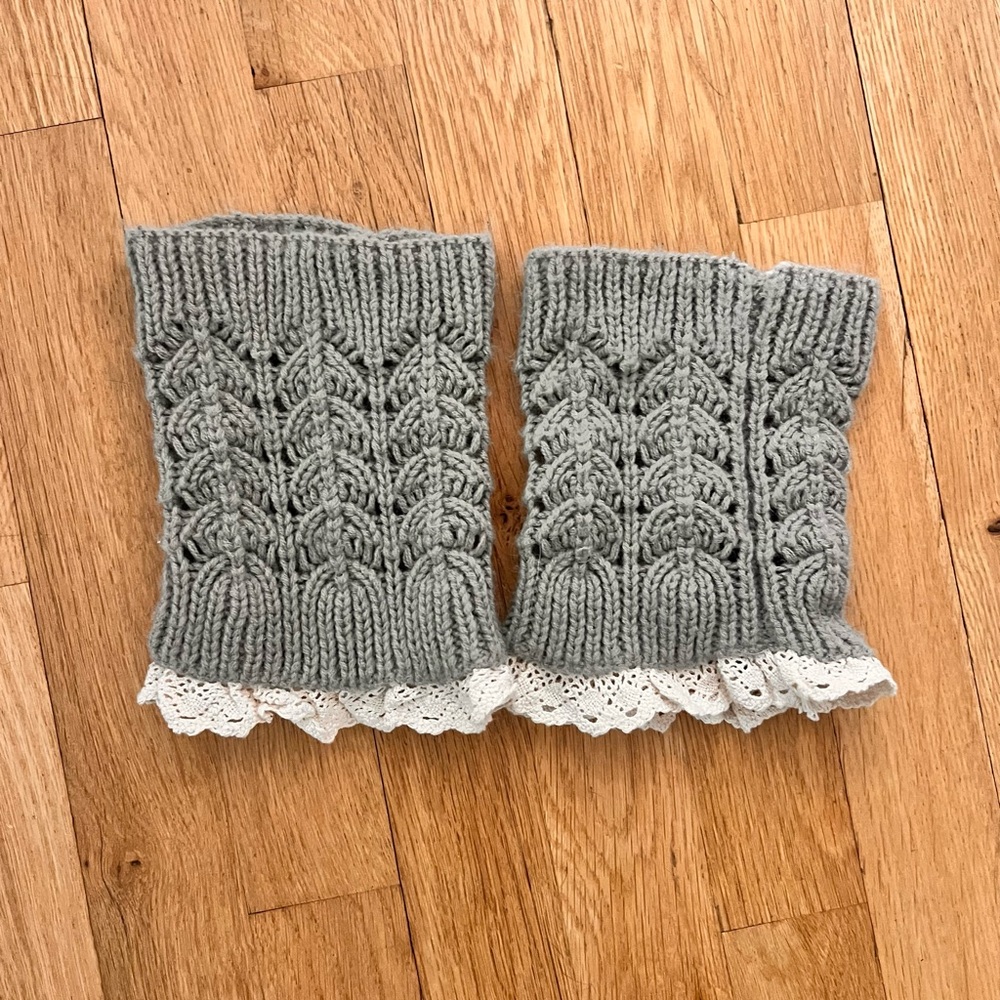 cottage core lace knitted leg warmers